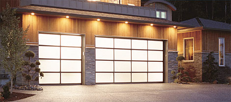 gfx/products/000096/clopay-avante-glass-garage-doors.jpg